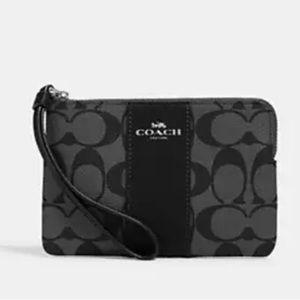 Coach Corner Zip Wristlet In Signature Canvas, NWT